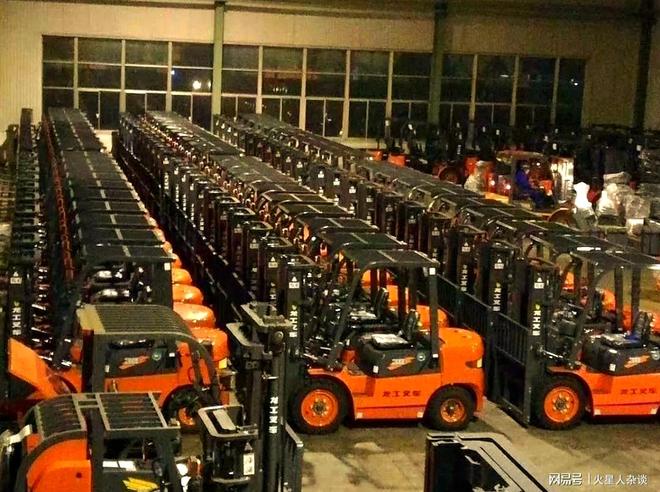 中国叉车“销量冠军”：去年卖出34万台营收180亿元居全球前十AG九游会(图1)