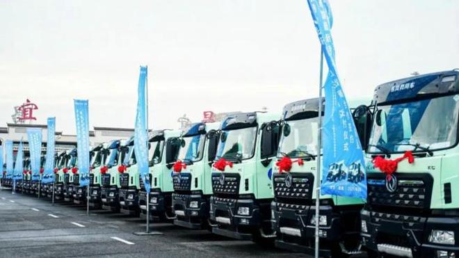 牵引车7月实销35万辆!福田逼近前二徐工三一继续翻倍涨(图12)