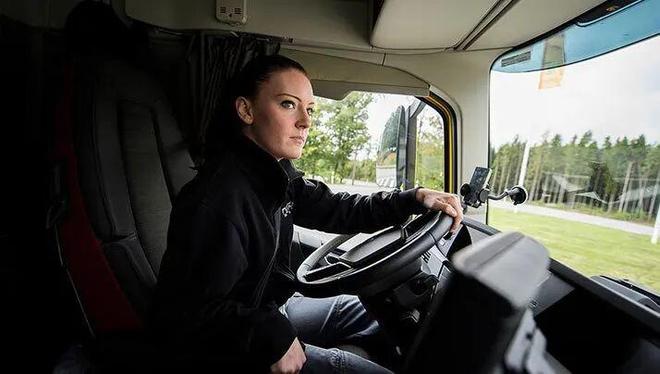 新一代曼恩TGX谍照曝光现代新款Xcient重卡发布!本周(825-831)海外卡车行业热点关注(图7)