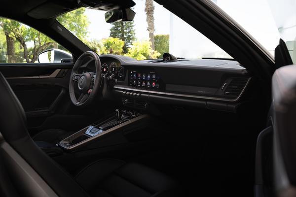 AG九游会新款保时捷911TurboS全球首发即日启动预售(图7)