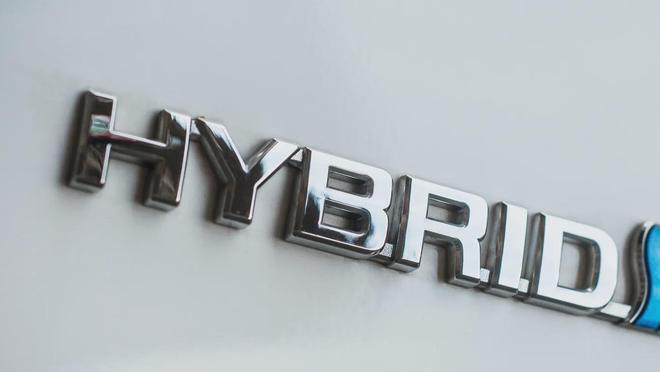 美国电动车销售首次逆转：2021年以来的首次AG九游会下降引发关注(图11)