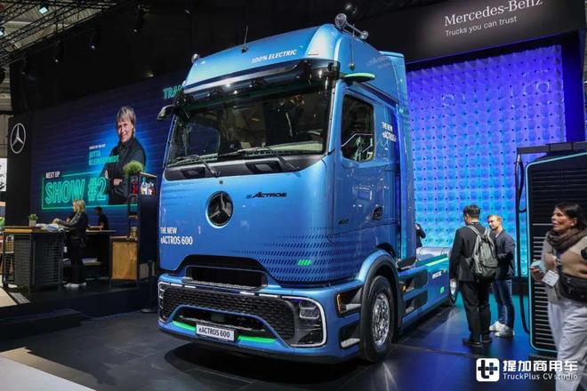 奔驰eActros600电动牵引车到底强在哪里?330公里实际跟车体验告诉你(图6)