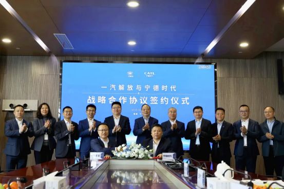 九游会国际9月新能源重卡销量第一易主！丨头条(图5)