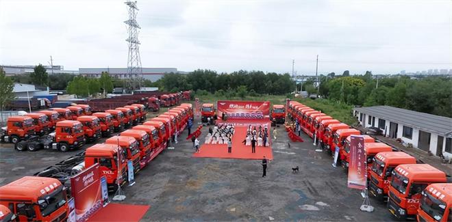 2025前三季度工信部传统牵引车新品：燃气类下滑大马力“飙升”(图11)