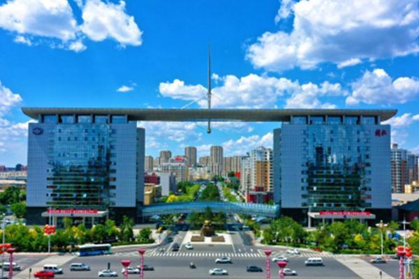 九游会国际绿色重卡风云录：解放速度改写行业版图丨卡车之友网(图1)
