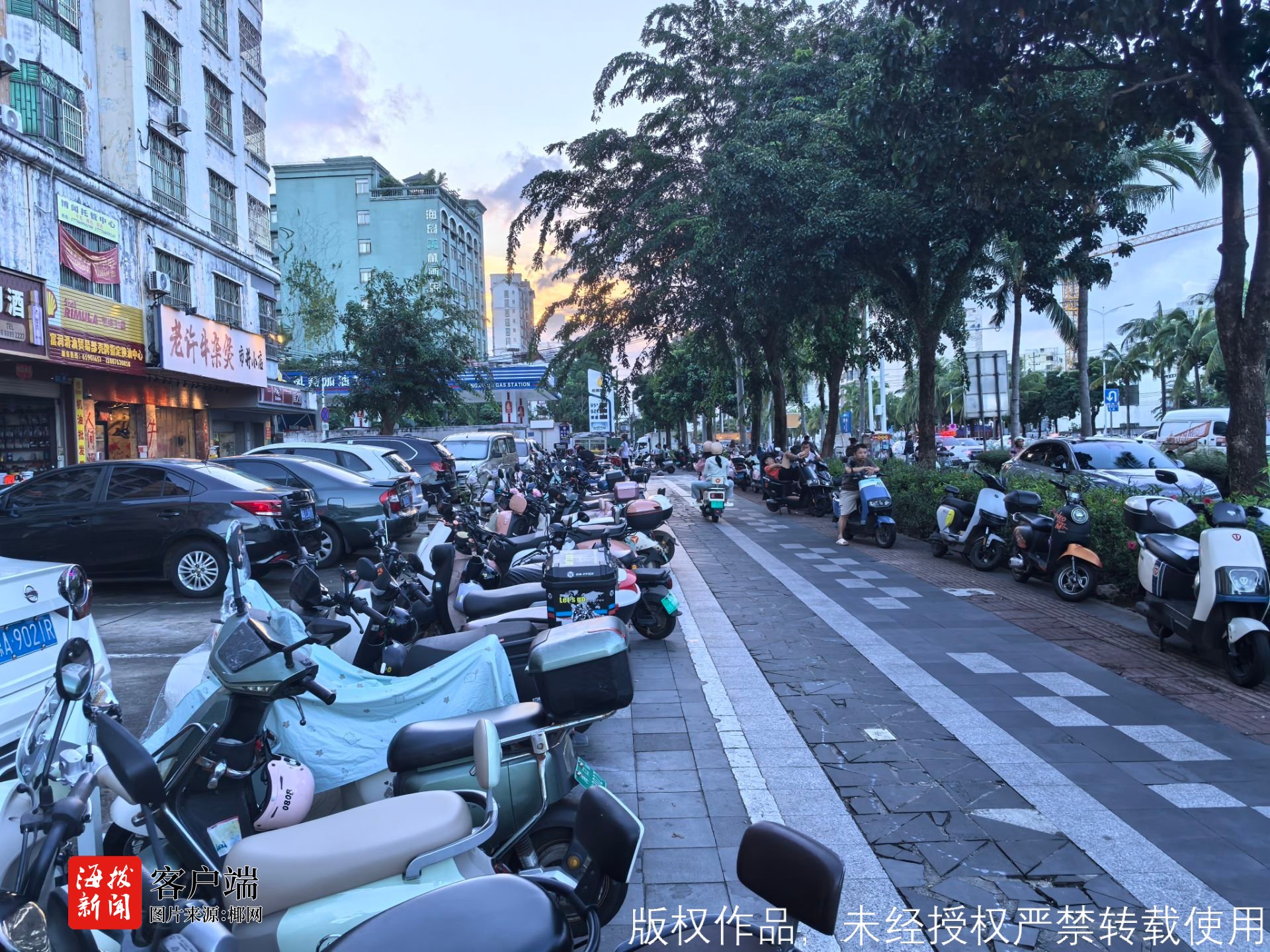 海口初中生骑电动自行车上学成风晚修后“无盔”骑行隐患突出(图3)