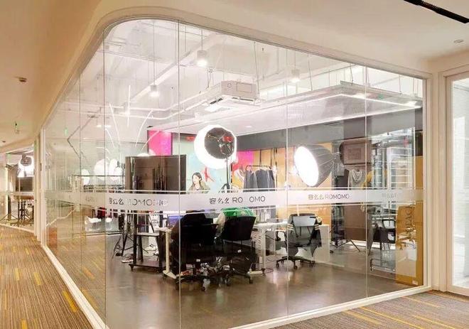 全力营造市场化、法治化、国际化一流营商环境媒体视野中的长宁(图6)