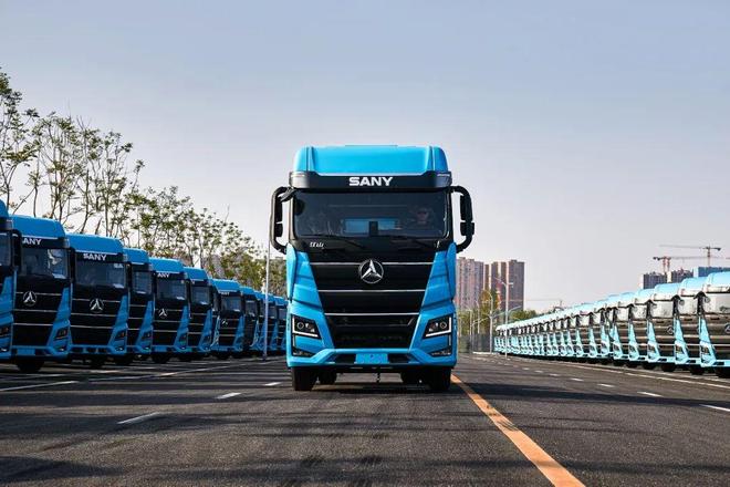 2025中国重卡品牌1-10月销量：解放近13万辆陕汽第4汕德卡第8(图4)