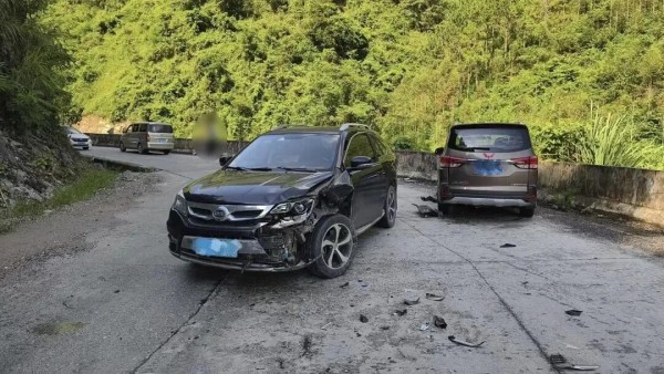 乡村公路状况多返乡开车需谨慎！(图3)