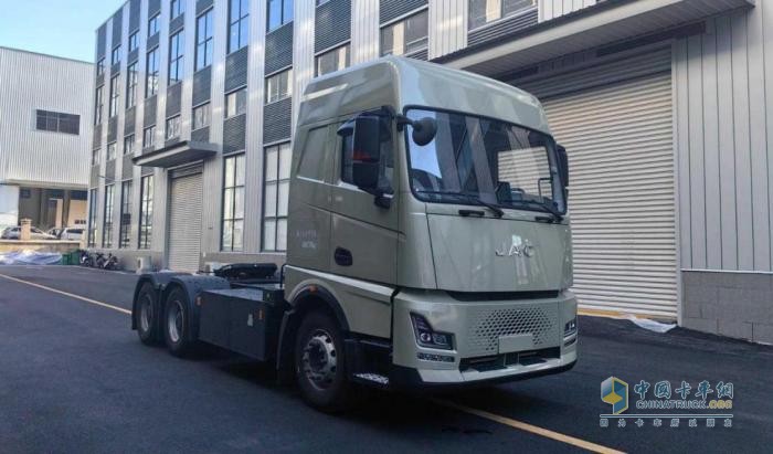 斯堪尼亚发布“AG九游会斯堪尼亚”钠离子电池配装厦门金龙399批次公告牵引车看点一览(图5)