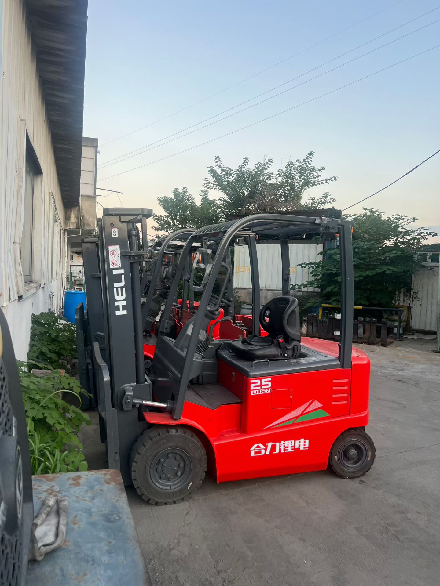 芜九游会国际湖叉车租赁市场深度解析：如何避开陷阱选对合作伙伴？(图1)