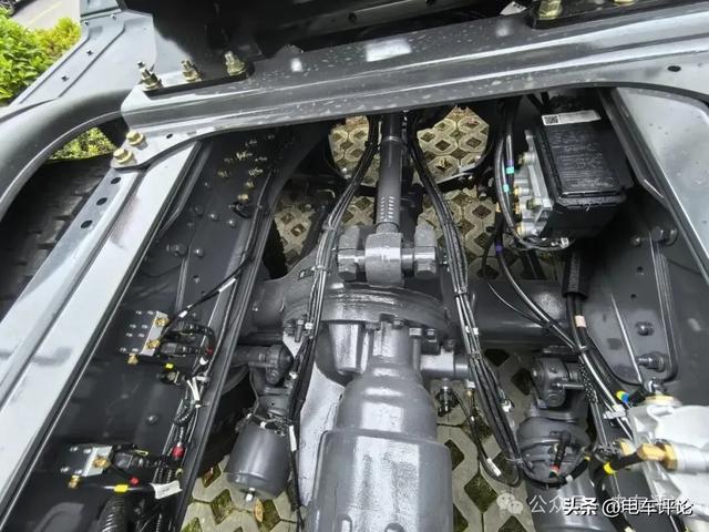 乘龙H7Pro新能源牵引车为何成重载运输首选？(图4)