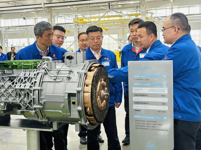 AG九游会原创商用车电动化开启爬坡模式法士特全力以赴“备战”新赛道(图6)