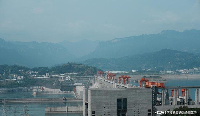 德国巨头曾想不通：被嘲笑AG九游会造拖拉机的安徽合肥竟把他们挤出前三(图4)